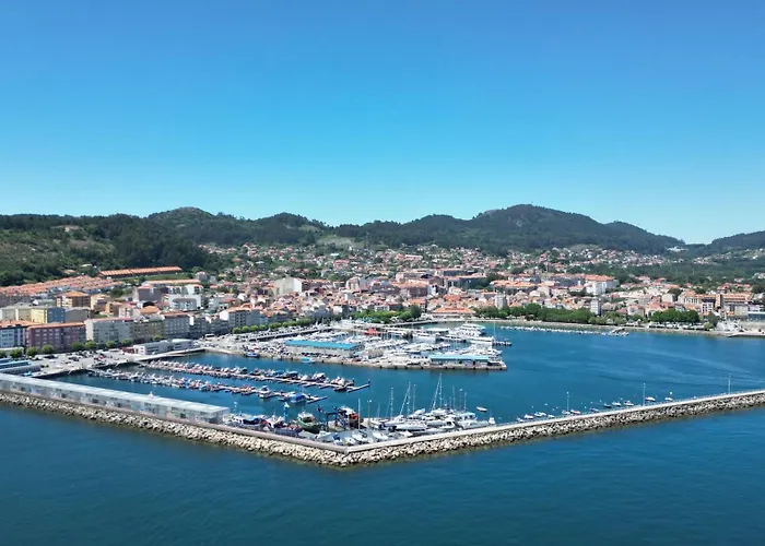Turistico Casachelocangas En El Corazon De Cangas, Playas, Cies,vigo * Cangas